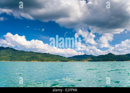 Malaysia Malaysian Borneo Sarawak Stato Lago Batang Ai Batang Ai National Park Foto Stock