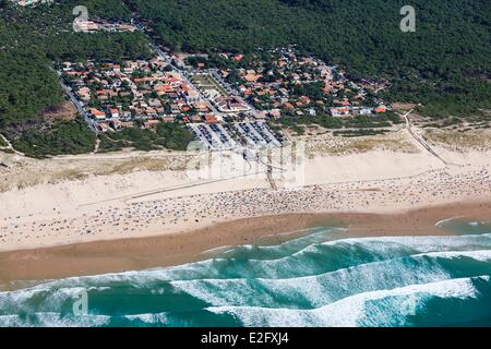 Francia Gironde Hourtin Hourtin Plage la spiaggia e la pineta (vista aerea) Foto Stock