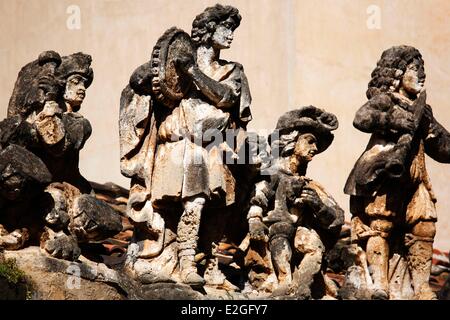 Italia Sicilia Bagheria Villa Palagonia costruito nel 1715 statue grottesche Foto Stock