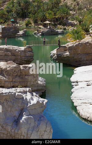 Il sultanato di Oman Ash Sharqiyyah regione Wadi Bani Khalid Foto Stock