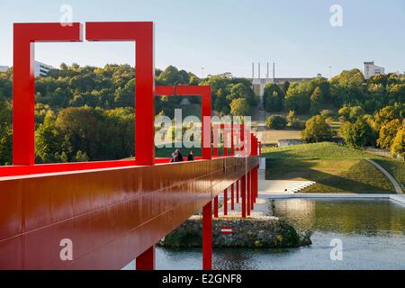 Francia Val d'Oise Cergy Axe Majeur monumentale lavoro concepito dall'architetto e scultore Dani Karavan Gateway Foto Stock