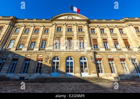 Francia Gironde Bordeaux zona elencata come patrimonio mondiale dall' UNESCO cortile interno del Palais Rohan paese chiamato nome di prelati che avevano costruito nell'ultimo quarto del XVIII secolo: Ferdinando Massimiliano Meriadeck principe di Rohan Guemene Foto Stock