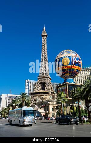 Stati Uniti Nevada Las Vegas Strip e Paris Las Vegas Hotel. Foto Stock
