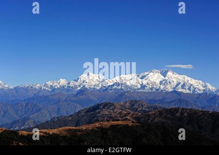 India stato del Bengala Occidentale Singalila Parco Nazionale Sandakfu vista sulle cime Kangchenjunga Foto Stock