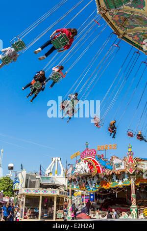 Francia Paris Foire du Trone fino (parco divertimenti in primavera a Parigi) a Bois de Vincennes Foto Stock
