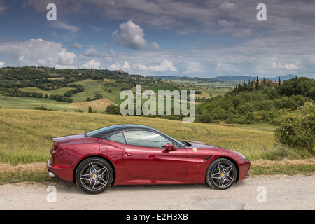 La Ferrari California T nel Nord Italia Foto Stock