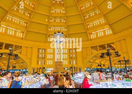 Cambogia Phnom Penh Mercato Centrale o Psar Thmei trova un edificio Art Deco Foto Stock