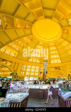 Cambogia Phnom Penh Mercato Centrale o Psar Thmei trova un edificio Art Deco Foto Stock