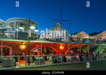 Ristoranti presso il Lungomare Victoria and Alfred e Cape Town, Western Cape, Sud Africa Foto Stock