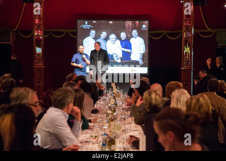 Tim Raue al 63° Festival Internazionale del Cinema di Berlino (Berlinale) - Kulinarisches Kino con Tim Raue a Martin Gropius Bau. Dove Foto Stock