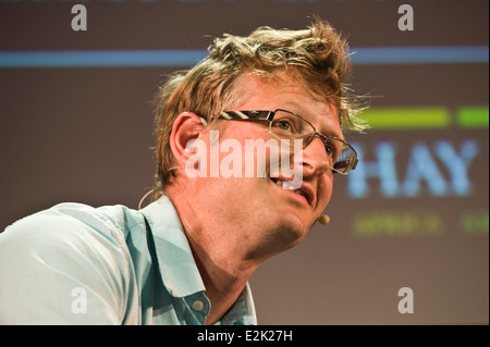 Mark Lynas discutendo il nucleare a Hay Festival 2014. © Jeff Morgan Foto Stock