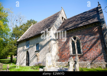 Sassone - Chiesa di Santa Maria Vergine, Alton Barnes, Wiltshire, Inghilterra Foto Stock