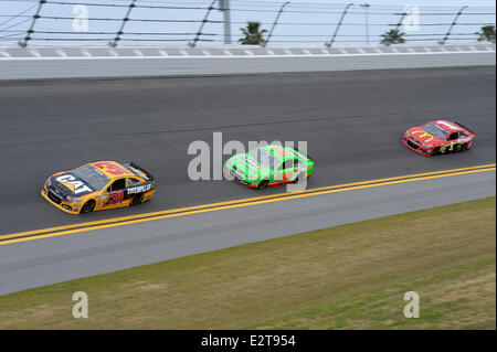 Danica Patrick che divenne la prima donna nella storia di NASCAR per conquistare la pole award per la NASCAR Sprint Cup Series Daytona 500 appare durante la pratica al Daytona International Speedway dotate: Danica Patrick dove: Daytona, Florida, Stati Uniti siamo Foto Stock