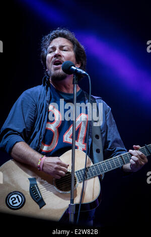 Milano Italia. Xx Giugno 2014. La American grunge rock band Pearl Jam esegue allo Stadio San Siro durante il "Fulmine Tour' Credito: Rodolfo Sassano/Alamy Live News Foto Stock