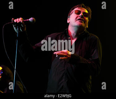 Southside Johnny esegue al Seminole Hard Rock Hotel e Casino' Hard Rock Live! Dotato di: Southside Johnny dove: Hollywood, FL, Stati Uniti quando: 07 Mar 2013 Foto Stock