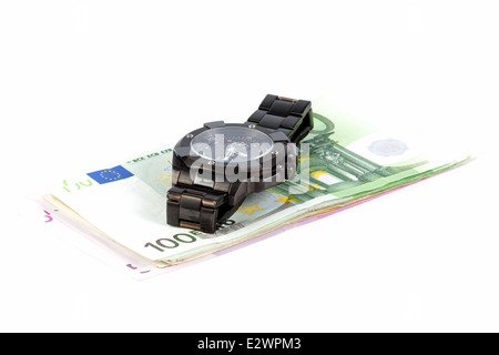 Guarda su una delle banconote in euro. Foto Stock
