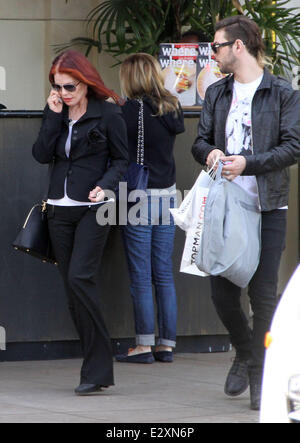 Priscilla Presley fuori e circa al Grove con: Priscilla Presley dove: West Hollywood, Stati Uniti quando: 26 Mar 2013 Foto Stock