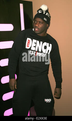 Lethal Bizzle all'interno di Club schiacciare in anticipo la sua esibizione di: Lethal Bizzle dove: Telford, Regno Unito quando: 30 Mar 2 Foto Stock