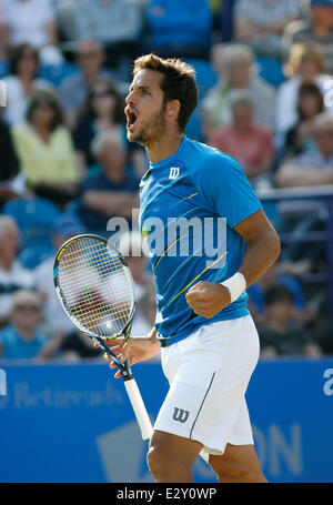 Eastbourne, Regno Unito. Il 21 giugno, 2014. Aegon International Eastbourne Feliciano Lopez (ESP) sconfigge Richard Gasquet (FRA) da un punteggio di 6-4, 6-7, 7-5 in uomini finali corrispondono a Devonshire Park. Credito: Azione Sport Plus/Alamy Live News Foto Stock