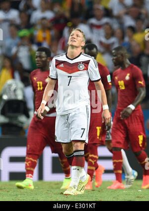 Fortaleza Brasile. Il 21 giugno, 2014. La Germania Bastian SCHWEINSTEIGER reagisce durante la Coppa del Mondo FIFA 2014 Gruppo G turno preliminare match tra Germania e Ghana al Estadio Castelao Stadium di Fortaleza, Brasile, 21 giugno 2014. Foto: Andreas Gebert/dpa/Alamy Live News Foto Stock