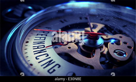 Il rifinanziamento su Pocket Watch faccia. Concetto di tempo. Foto Stock