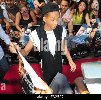 Will Smith e Jaden Smith partecipare a "Dopo la terra" Giorno al Miami Science Museum offre: Jaden Smith Dove: Miami, Florida, Stati Uniti quando: 16 Maggio 2013 Foto Stock