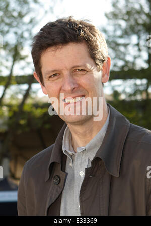 Bunbury carità partita di cricket contro Mike Brearley XI al Lords Cricket Ground raccolta fondi per Camden unità di psicoterapia. Dotato di: Hugh Pym dove: Londra, Regno Unito quando: 25 Maggio 2013 Foto Stock