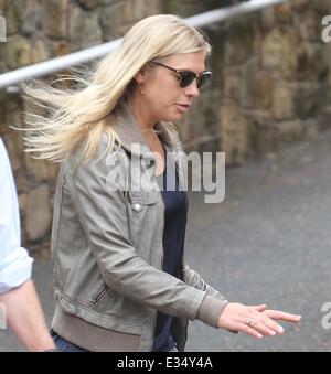 Chelsy Davy a Alnwick Castle a seguito di una prova prima di Percy wedding di Thomas Van Strabenzee dotate: Chelsy Davy dove: Alnwick , Northumberland, Regno Unito quando: 21 Giu 2013 Foto Stock