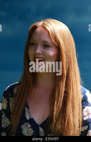 Londra, Regno Unito. Il 22 giugno, 2014. Olivia Hallinan assiste il Regno Unito lo screening di Gala di 'Come addestrare il vostro drago 2' in 3D a Vue West End Foto Stock