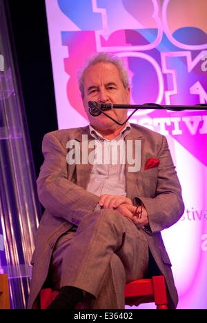 Dublino, Irlanda. Il 22 giugno, 2014. Scrittore John Banville a Dalkey Book Festival, Dalkey, County Dublin, Irlanda. Domenica 22 giugno 2014. Credito: Doreen Kennedy/Alamy Live News Foto Stock