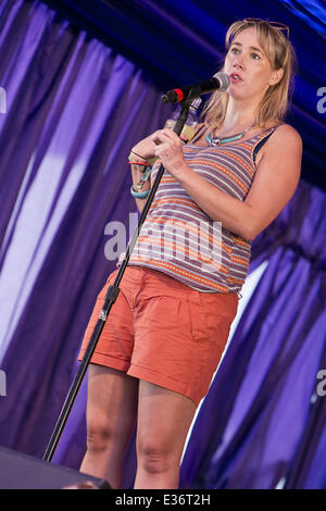 Latitude Festival 2013 - Giorno 2 dotata di: Tiffany Stevenson dove: Southwold, Regno Unito quando: 19 Lug 2013 Foto Stock