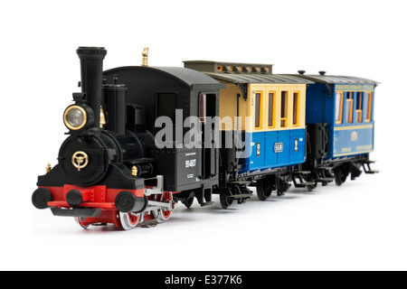 LGB (Lehmann Garden Railway) 92075.5 Dr 994607 classe G-scala 0-4-0 locomotiva del serbatoio con le carrozze passeggeri Foto Stock