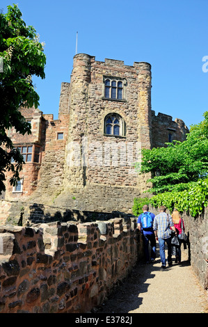 Vista del castello normanno torre, Tamworth, Staffordshire, Regno Unito, Europa occidentale. Foto Stock