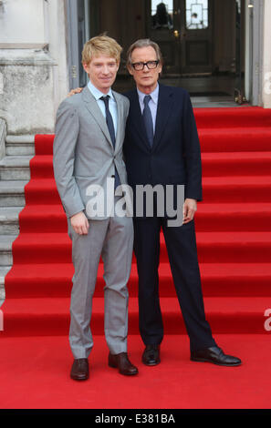 'Tempo' UK premiere tenutasi presso la Somerset House - Arrivi con: Domhnall Gleeson,Bill Nighy dove: Londra, Regno Unito Foto Stock