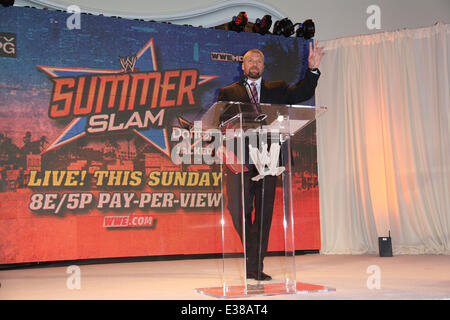 Celebrità frequentare WWE SummerSlam conferenza stampa presso il Beverly Hills Hotel. Dotato di: Paolo "Triple H" Levesque dove: Los Angeles, CA, Stati Uniti quando: 13 Ago 2013 Foto Stock