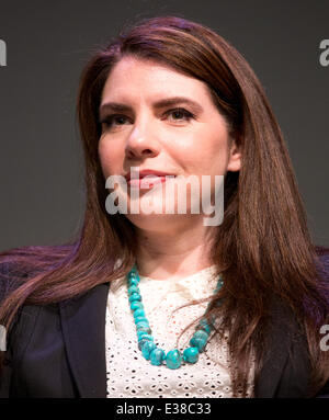 Cast di 'Austenland' a Soho Apple Store con: Stephenie Meyer dove: New York, NY, Stati Uniti quando: 14 Ago 2013 Foto Stock