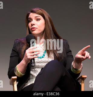 Cast di 'Austenland' a Soho Apple Store con: Stephenie Meyer dove: New York, NY, Stati Uniti quando: 14 Ago 2013 Foto Stock