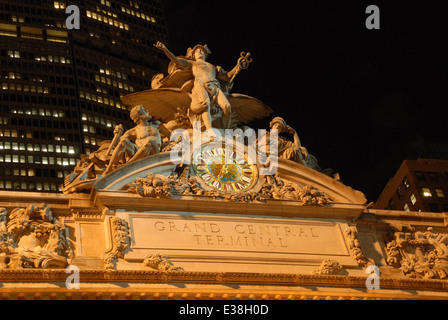 Orologio a grand central station di notte in new york, Stati Uniti d'America Foto Stock