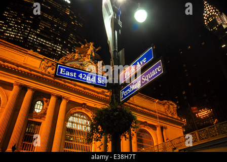 Orologio a grand central station di notte in new york, Stati Uniti d'America Foto Stock