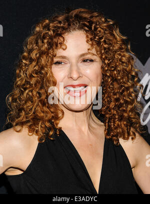 DKNY festeggia i 25 anni con una festa di compleanno con: Bernadette Peters dove: New York, NY, Stati Uniti quando: 09 Set 2013 Foto Stock