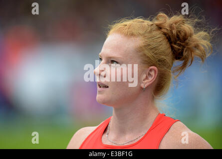 Brunswick, Germania. Il 22 giugno, 2014. Martello tedesco thrower Betty Heidler in azione durante l'Atletica Europea Campionati del Team nel Eintracht Stadion di Braunschweig, Germania, 22 giugno 2014. Foto: Bernd Thissen/dpa/Alamy Live News Foto Stock