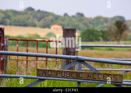 Nessun accesso pubblico segno sulla fattoria Minsmere RSPB riserva Foto Stock