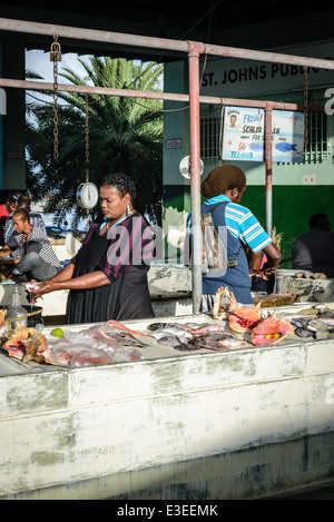 St. Johns pubblico Mercato del Pesce, St. John's, Antigua Foto Stock