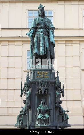 Statua di re Carlo IV A Praga, Repubblica Ceca Foto Stock