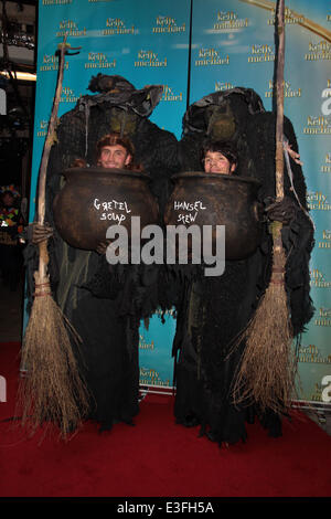 Figli di anarchia era la tendenza scelta per il Kelly e Micheal Show per la festa di Halloween con: costumi di Halloween dove: New York, NY, Stati Uniti quando: 31 Ott 2013 Foto Stock