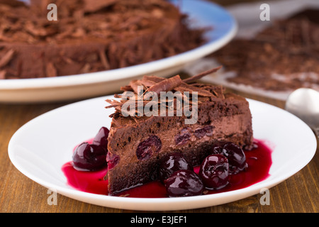 Mousse al cioccolato torta con amarene Foto Stock