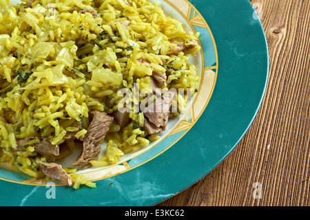 Kalam Polow carne e riso con cavolo nella lingua persiana o farsi Foto Stock