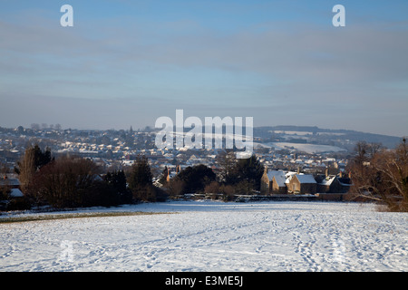 Coperta di neve sui campi di follia Hill, Faringdon, preso il giorno di Natale Foto Stock