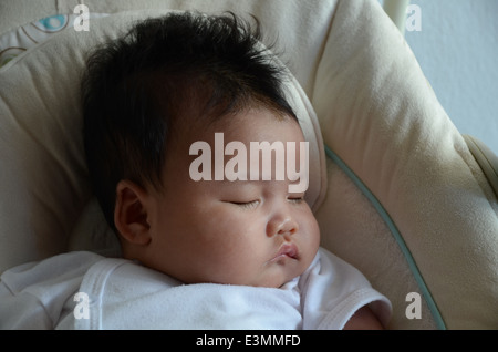 Primo piano della Chinese Baby girl sleeping Foto Stock