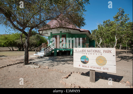 La stazione di Ranger del Parco Nazionale di Komodo in Rinca isola ad est Flores Foto Stock